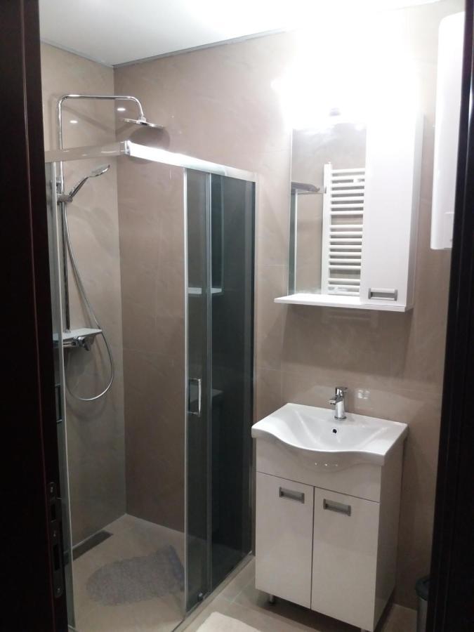 Villa Anela Novi Sad Luaran gambar