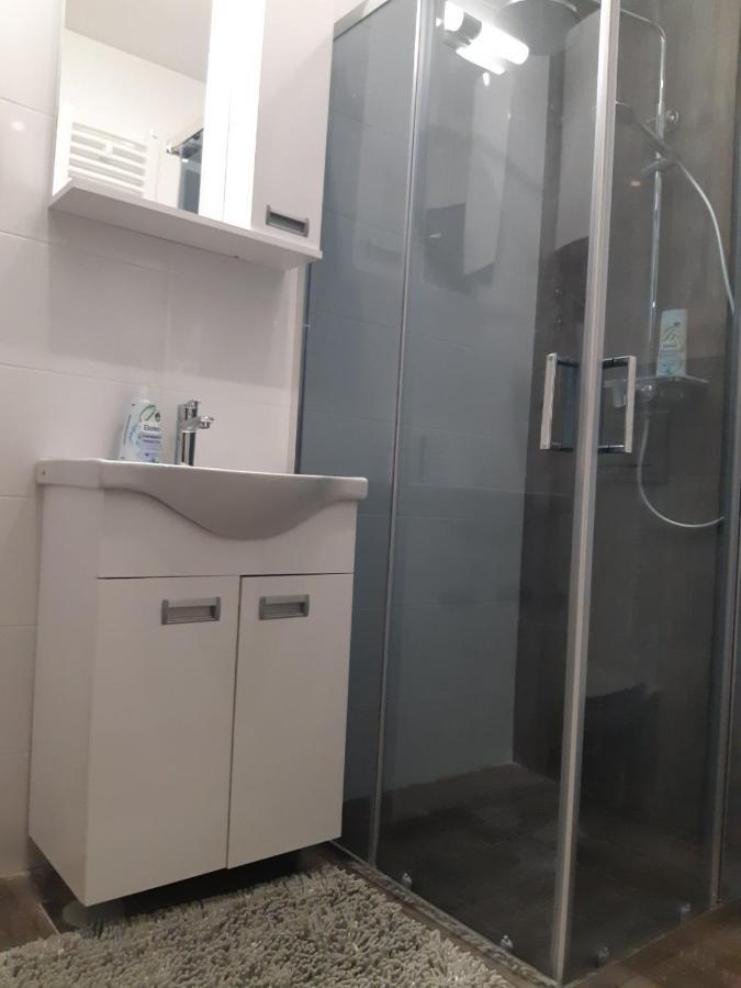 Villa Anela Novi Sad Luaran gambar