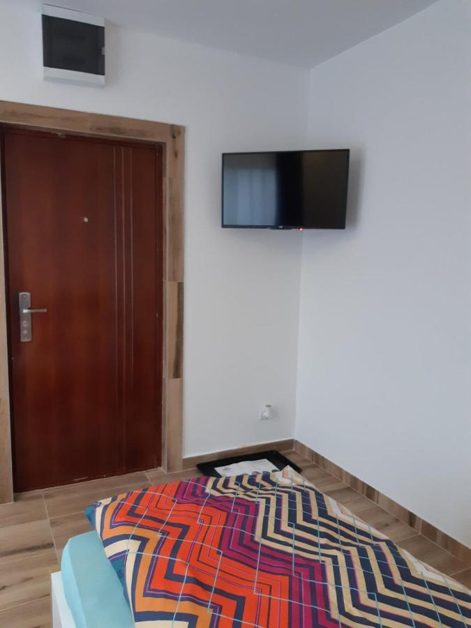 Villa Anela Novi Sad Luaran gambar