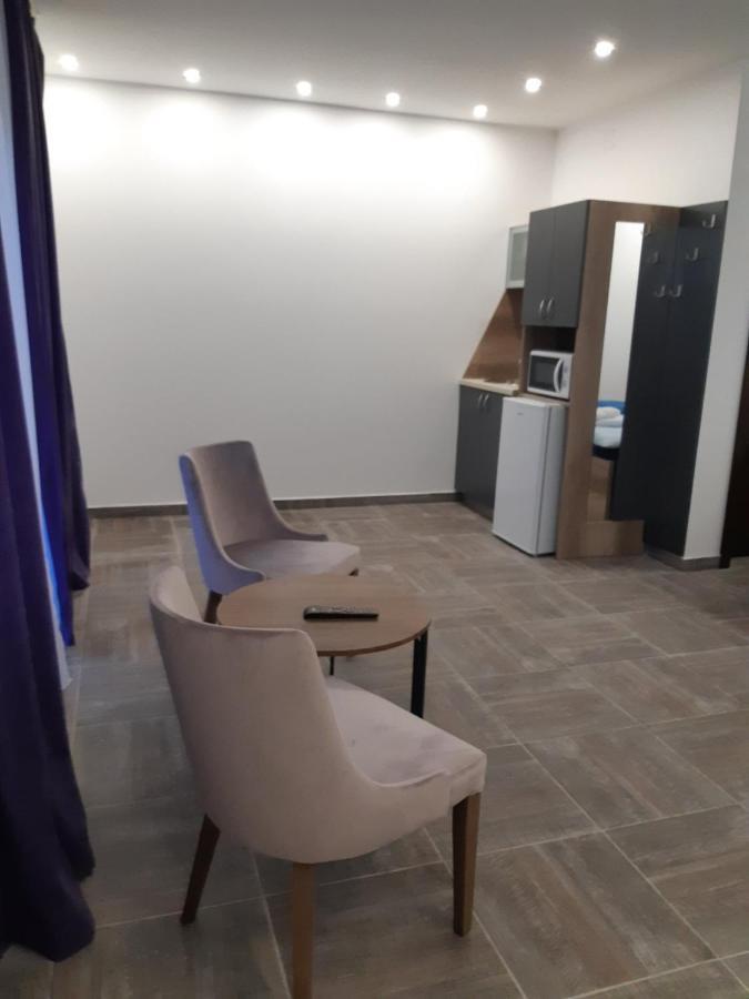 Villa Anela Novi Sad Luaran gambar
