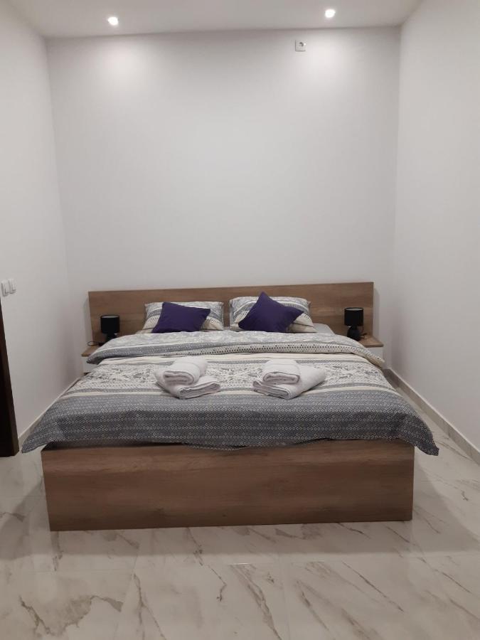 Villa Anela Novi Sad Luaran gambar