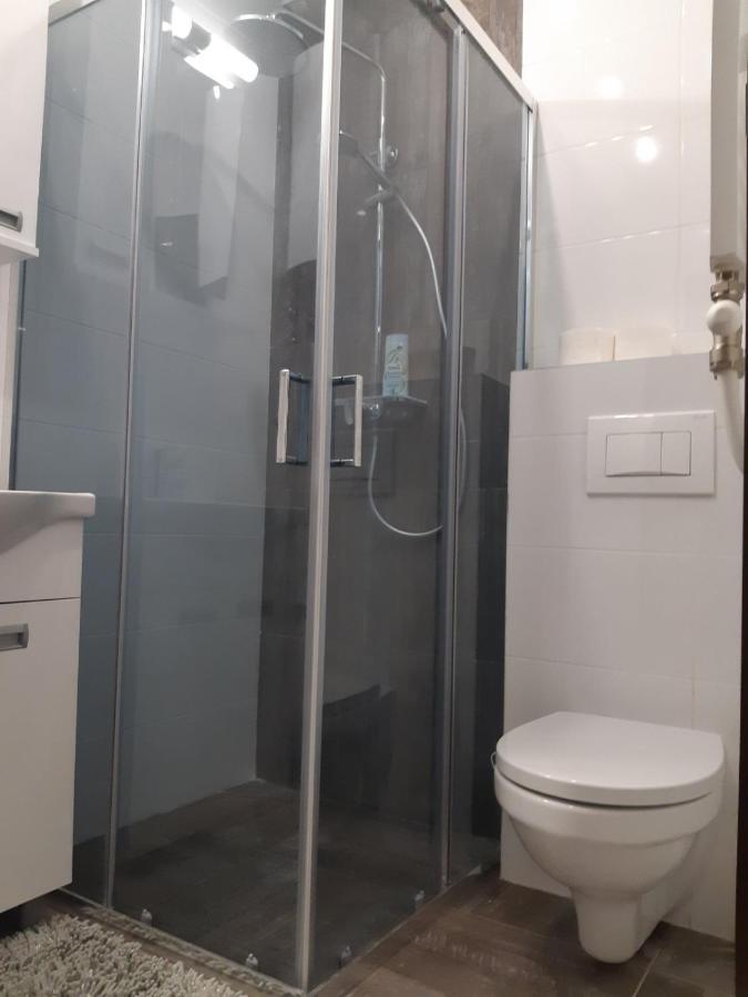 Villa Anela Novi Sad Luaran gambar